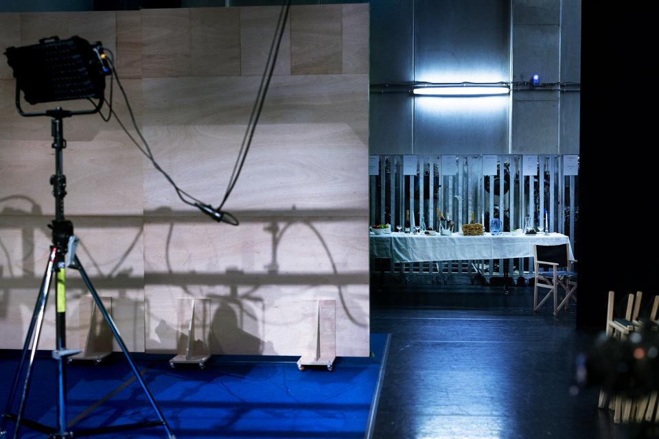 Shot van de coulissen